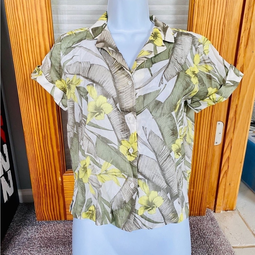 Banana Republic Button Down